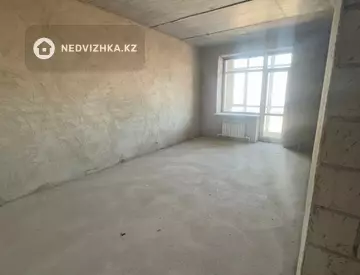 2-комнатная квартира, этаж 2 из 4, 81 м²