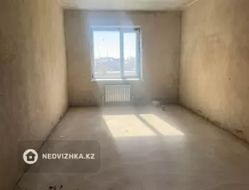 2-комнатная квартира, этаж 2 из 4, 81 м²
