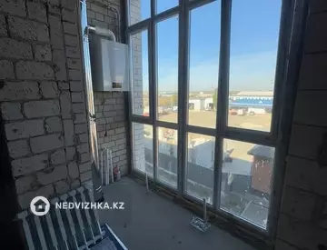 2-комнатная квартира, этаж 2 из 4, 81 м²