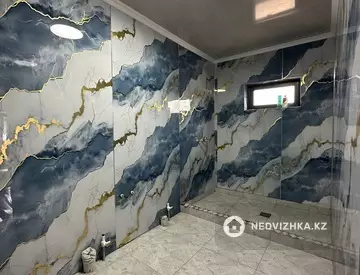 9-комнатный дом, 17 соток, 300 м²