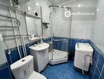 3-комнатная квартира, этаж 4 из 5, 60 м²