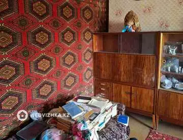 2-комнатная квартира, этаж 4 из 5, 45 м²