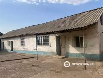 6-комнатный дом, 30 соток, 3 000 м²