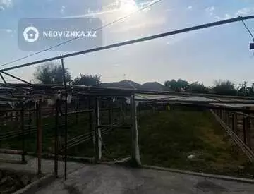 6-комнатный дом, 30 соток, 3 000 м²