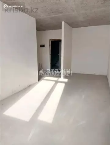 1-комнатная квартира, этаж 9 из 9, 36 м²