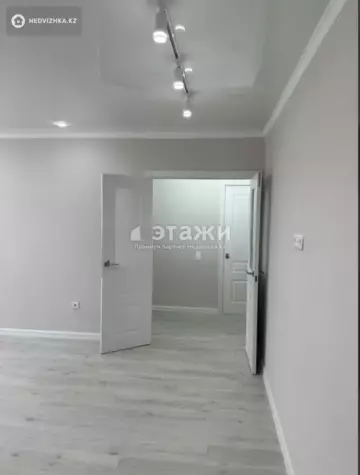 4-комнатная квартира, этаж 8 из 8, 125 м²