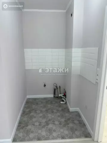 4-комнатная квартира, этаж 8 из 8, 125 м²
