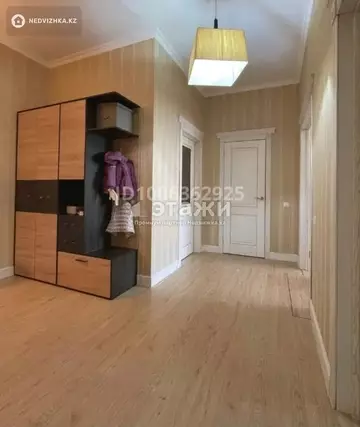 2-комнатная квартира, этаж 4 из 9, 74 м²