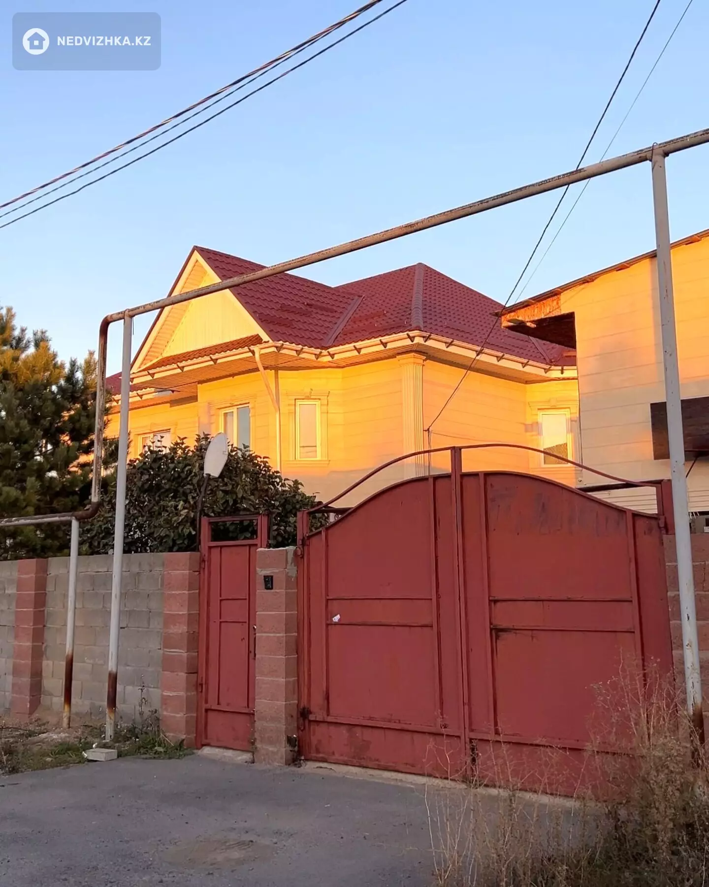 284.7 м², 5-комнатный дом, 10 соток, 285 м², изображение - 1