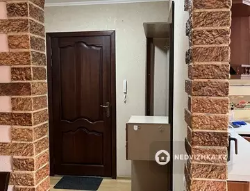 3-комнатная квартира, этаж 3 из 5, 100 м²
