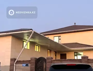 7-комнатный дом, 10 соток, 515 м²