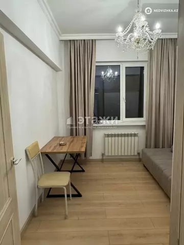 3-комнатная квартира, этаж 4 из 12, 82 м²
