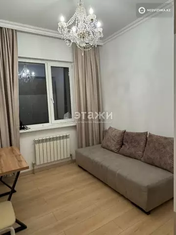 3-комнатная квартира, этаж 4 из 12, 82 м²