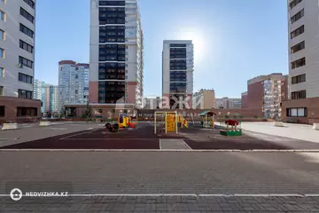 2-комнатная квартира, этаж 11 из 12, 76 м²