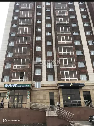 4-комнатная квартира, этаж 8 из 10, 117 м²
