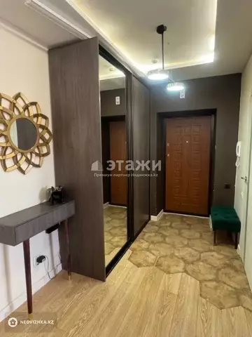3-комнатная квартира, этаж 12 из 12, 77 м²
