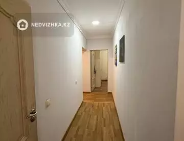 3-комнатная квартира, этаж 1 из 9, 84 м²