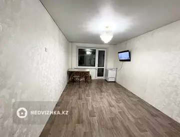 1-комнатная квартира, этаж 2 из 5, 33 м²