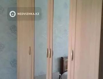 2-комнатная квартира, этаж 2 из 5, 55 м², на длительный срок