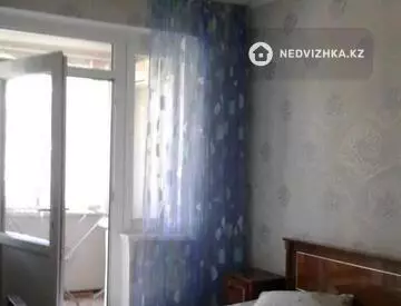 2-комнатная квартира, этаж 2 из 5, 55 м², на длительный срок