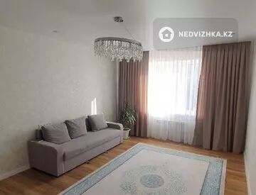 2-комнатная квартира, этаж 4 из 5, 77 м²