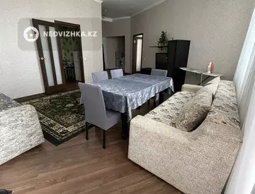 2-комнатная квартира, этаж 4 из 4, 67 м², на длительный срок