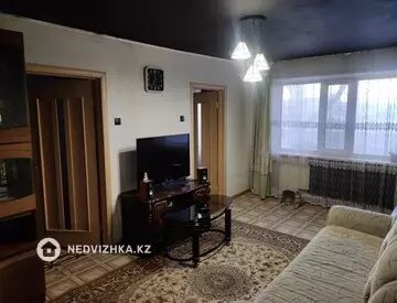 4-комнатная квартира, этаж 1 из 5, 66 м²