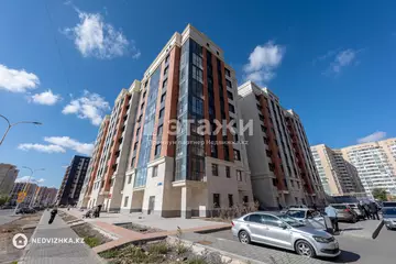1-комнатная квартира, этаж 8 из 9, 36 м²