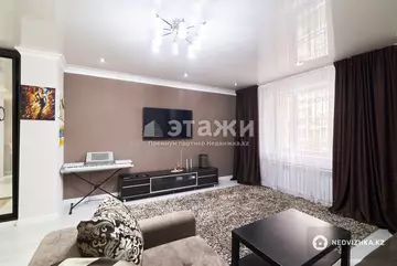 2-комнатная квартира, этаж 1 из 12, 57 м²