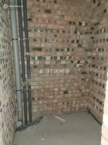 1-комнатная квартира, этаж 2 из 11, 53 м²