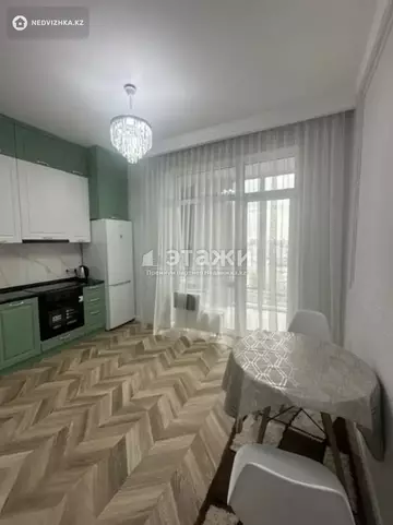 1-комнатная квартира, этаж 17 из 25, 49 м²