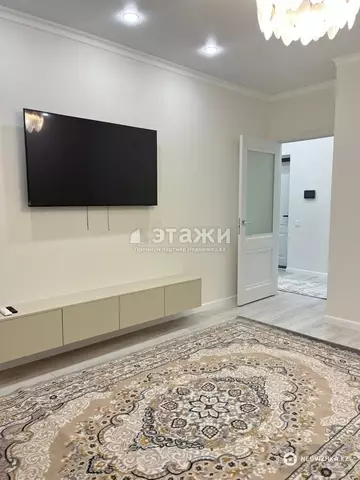 1-комнатная квартира, этаж 4 из 17, 37 м², на длительный срок