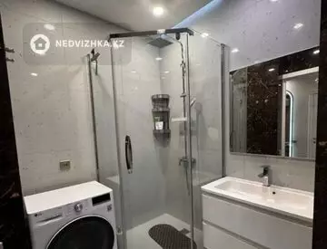 4-комнатная квартира, этаж 12 из 19, 108 м²