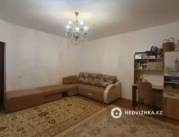 2-комнатная квартира, этаж 7 из 10, 61 м²