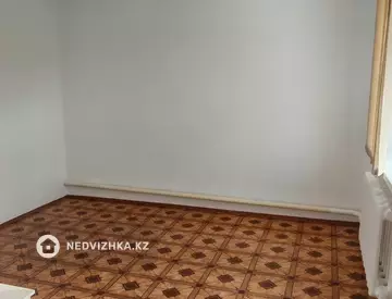 5-комнатная часть дома, 15.6 соток, 165 м²