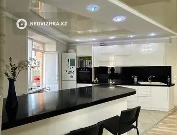 3-комнатная квартира, этаж 2 из 5, 69 м²