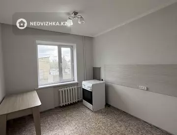 2-комнатная квартира, этаж 2 из 10, 53 м²