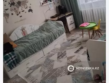 3-комнатная квартира, этаж 1 из 2, 52 м²