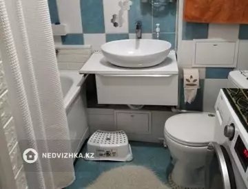 3-комнатная квартира, этаж 1 из 2, 52 м²