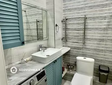 2-комнатная квартира, этаж 17 из 20, 60 м², на длительный срок