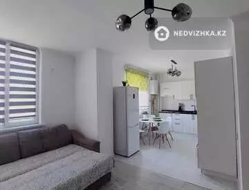 2-комнатная квартира, этаж 3 из 7, 66 м², на длительный срок