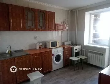 1-комнатная квартира, этаж 2 из 9, 42 м², на длительный срок