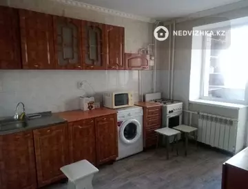 1-комнатная квартира, этаж 2 из 9, 42 м², на длительный срок
