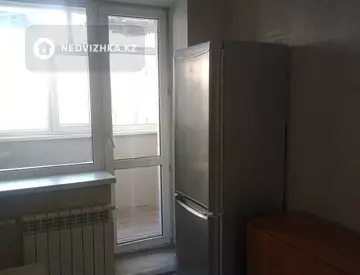1-комнатная квартира, этаж 2 из 9, 42 м², на длительный срок