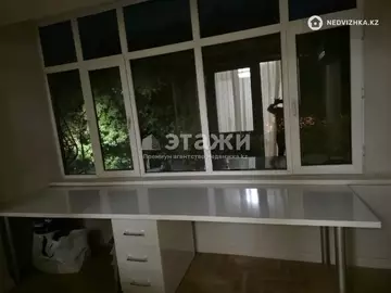 4-комнатная квартира, этаж 2 из 6, 135 м²