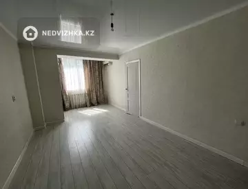 1-комнатная квартира, этаж 4 из 7, 37 м²