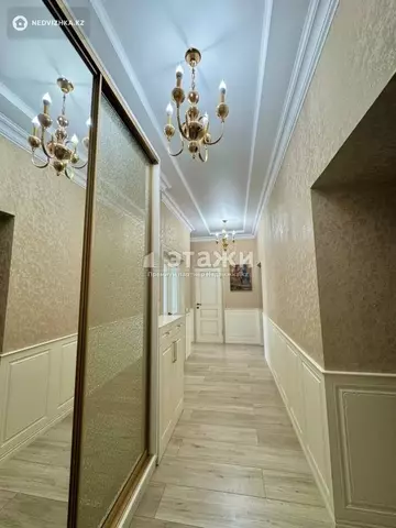 4-комнатная квартира, этаж 3 из 9, 110 м²