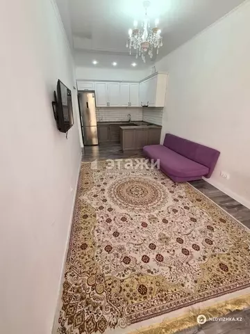 2-комнатная квартира, этаж 10 из 17, 35 м²