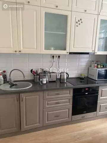 1-комнатная квартира, этаж 3 из 6, 40 м²