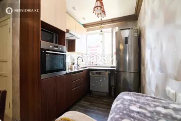 3-комнатная квартира, этаж 7 из 15, 52 м²
